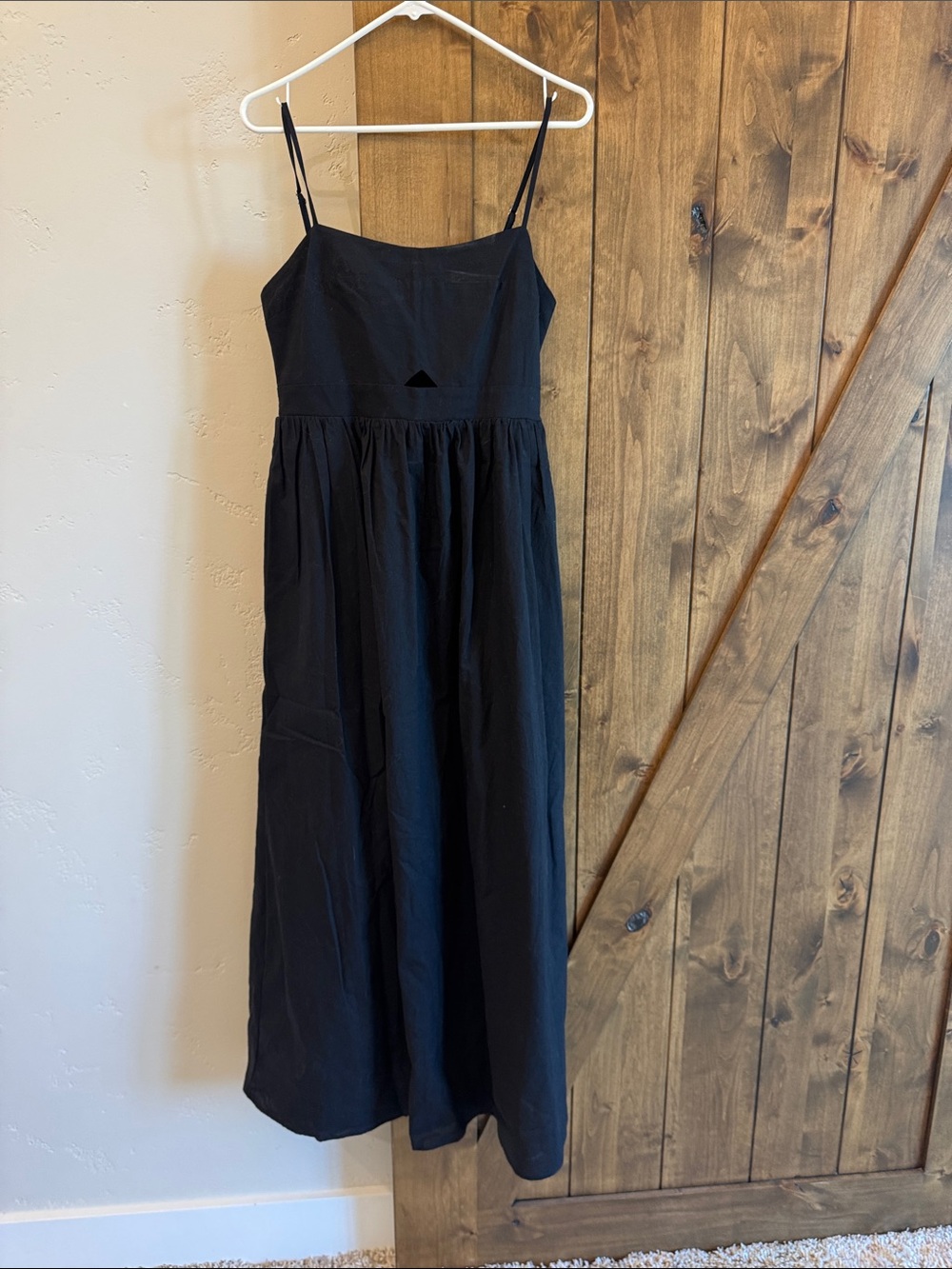 Commense Black Spaghetti Strap Maxi Dress